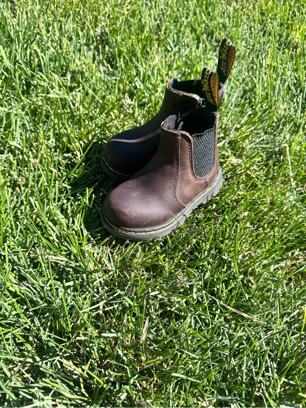 Dr. Martens Toddler Brown Leather Chelsea Boots Size 5 US EU 20